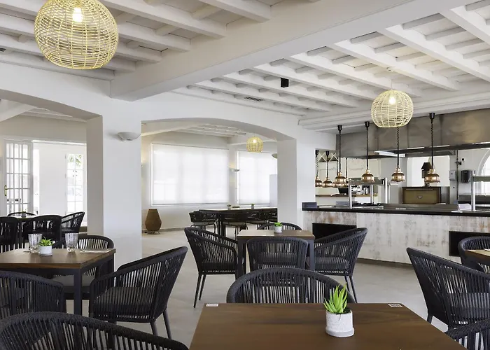 Hotel Aluasoul Menorca - Adults Only 4*